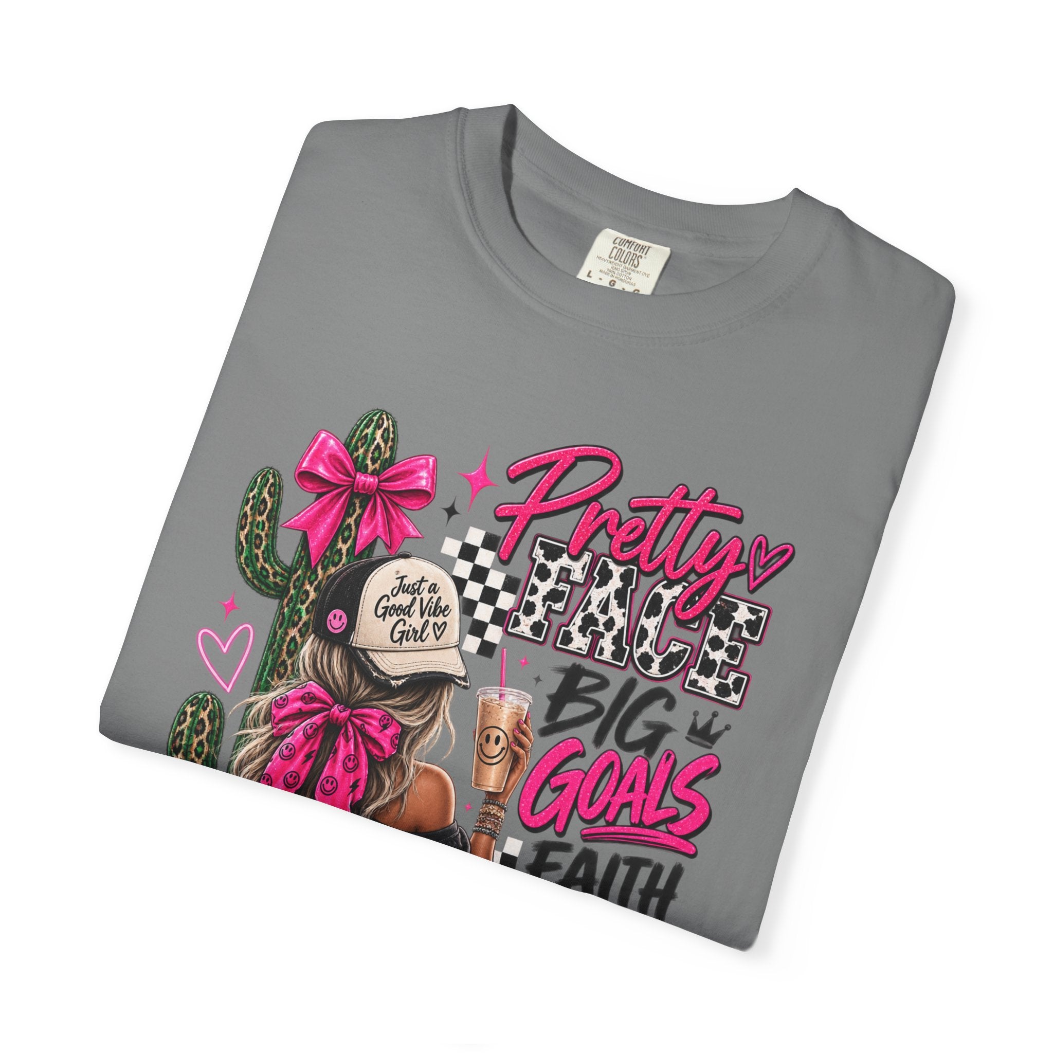 Pretty Girl Vibes Graphic T-Shirt — "Pretty, Big Goals, Faith Over Fear" Punk Streetwear