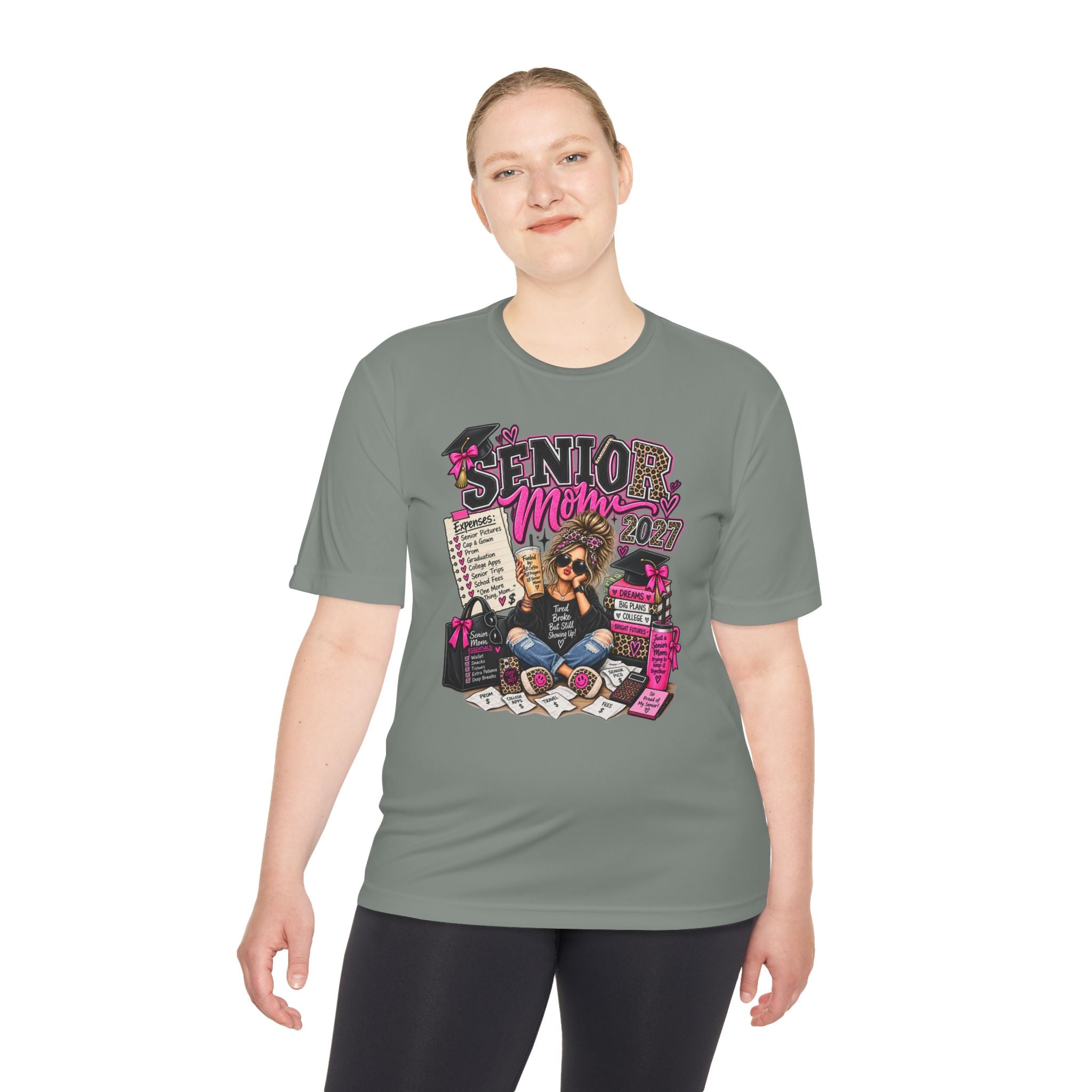 Senior Mom 2024 Graphic Tee – Funny Mom Graduation Shirt