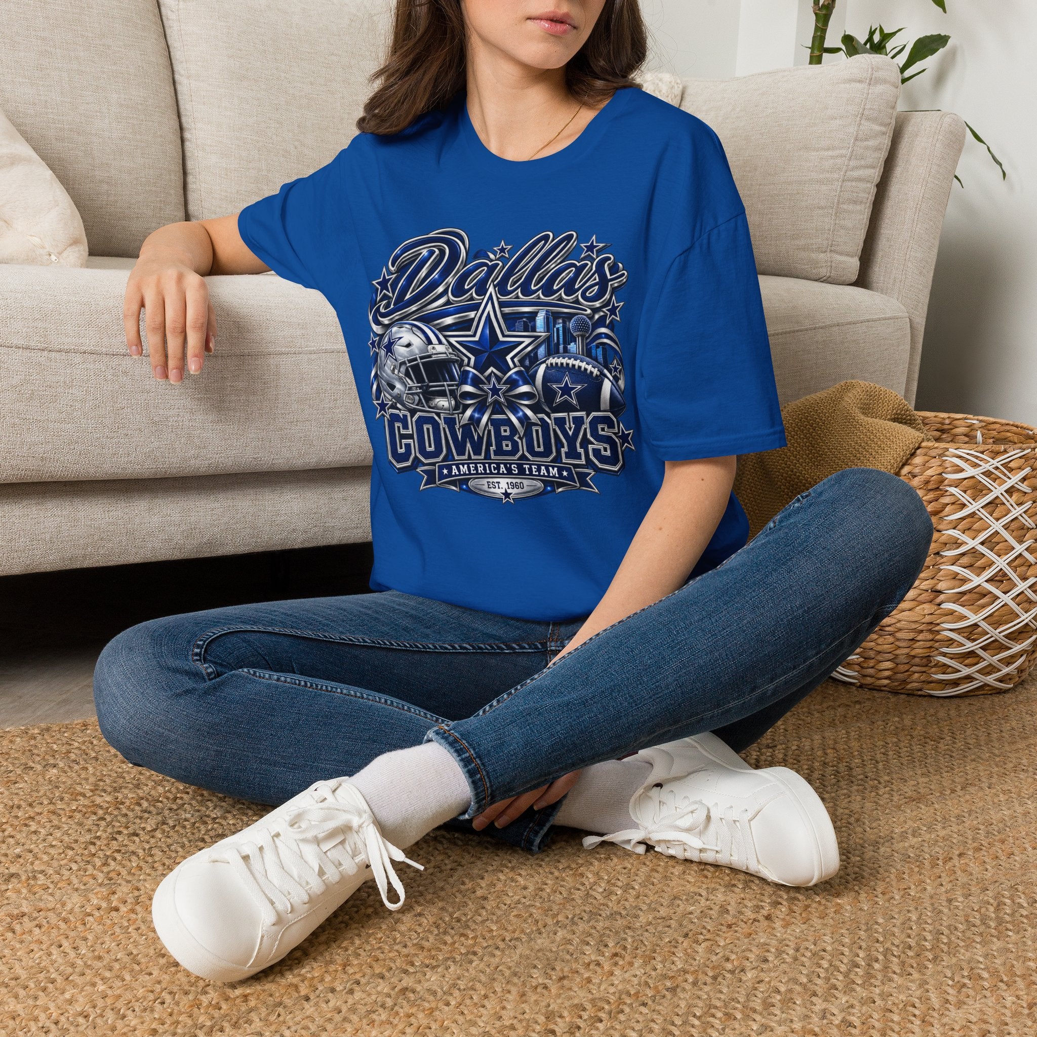 Dallas Cowboys Vintage Football T-Shirt — Retro Team Logo Tee