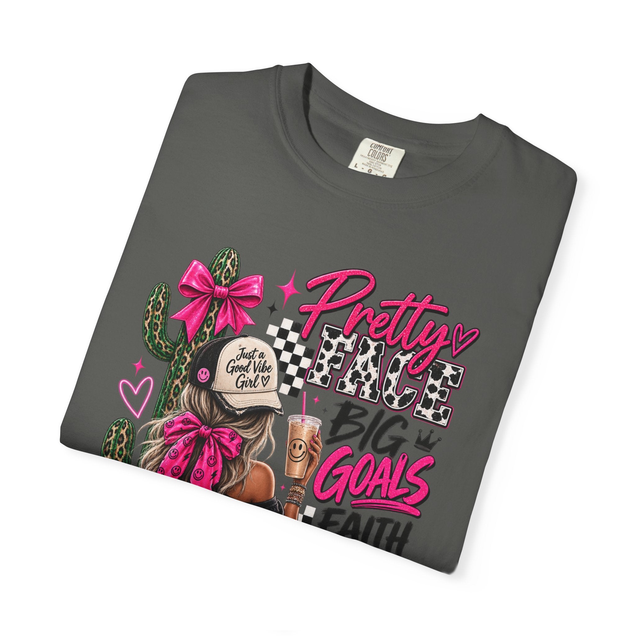 Pretty Girl Vibes Graphic T-Shirt — "Pretty, Big Goals, Faith Over Fear" Punk Streetwear
